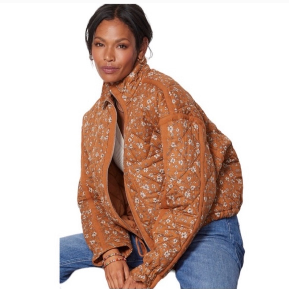 Floral Quilted Jacket - Brown blank NYC floral boxy quilted jacket